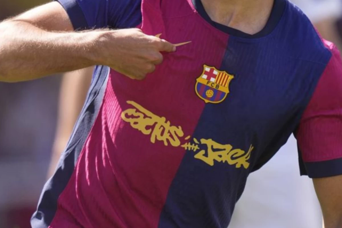 عکس 𝁺 آره، من بارساییم 𝃢