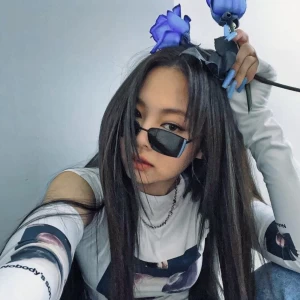 عکس "Cherrie s bio"