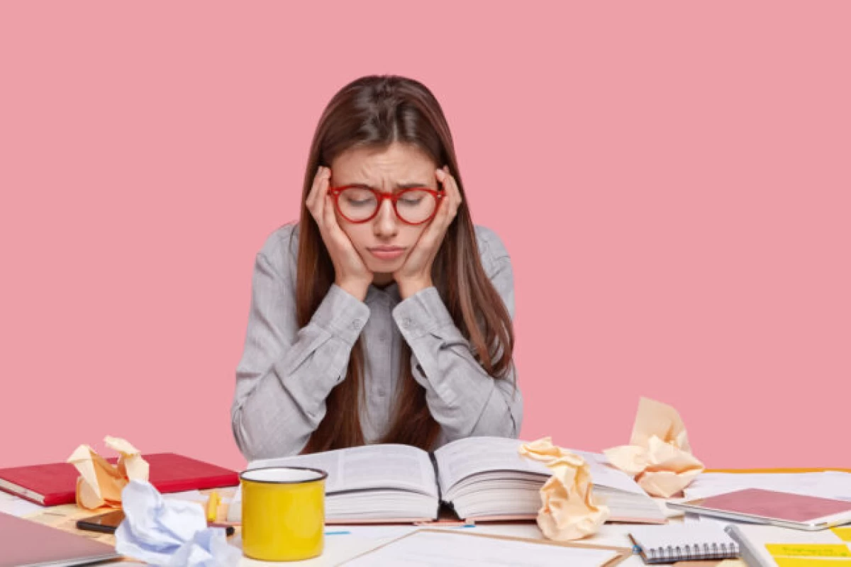 عکس اهمال کاری در درس خواندن