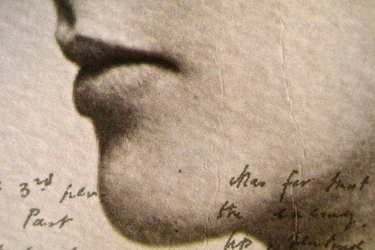 عکس بانوی پیشگو