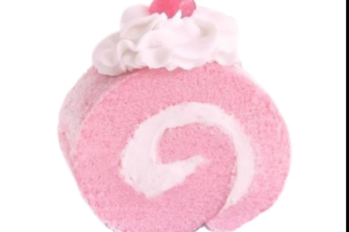 عکس 🩷:یه روز کاری با خاله پفک