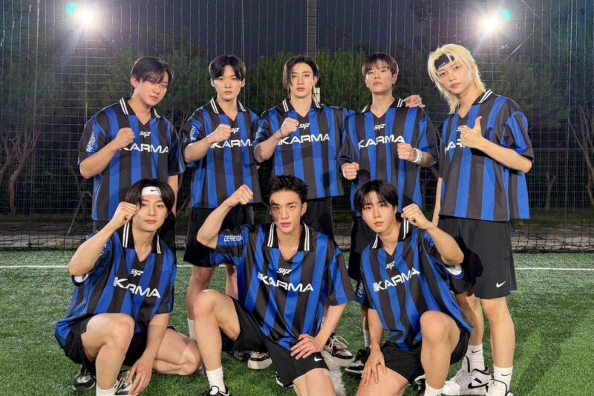 عکس اسکیز به عنوان الهه های یونانی