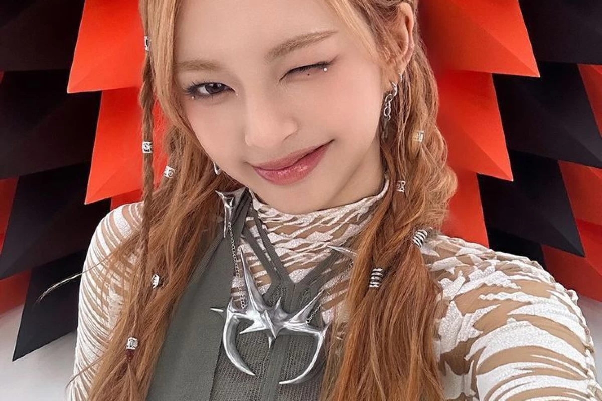 عکس شخصیت انیمه ای بیبی مانستر