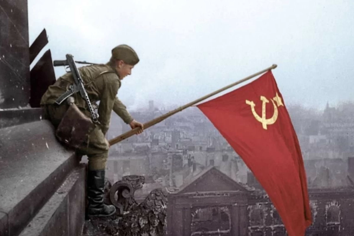 عکس پروپاگاندا چیه؟