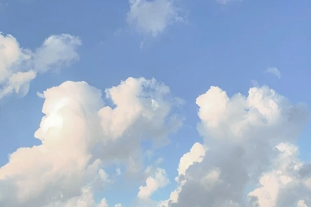 عکس چرا رنگ آسمان آبیه؟