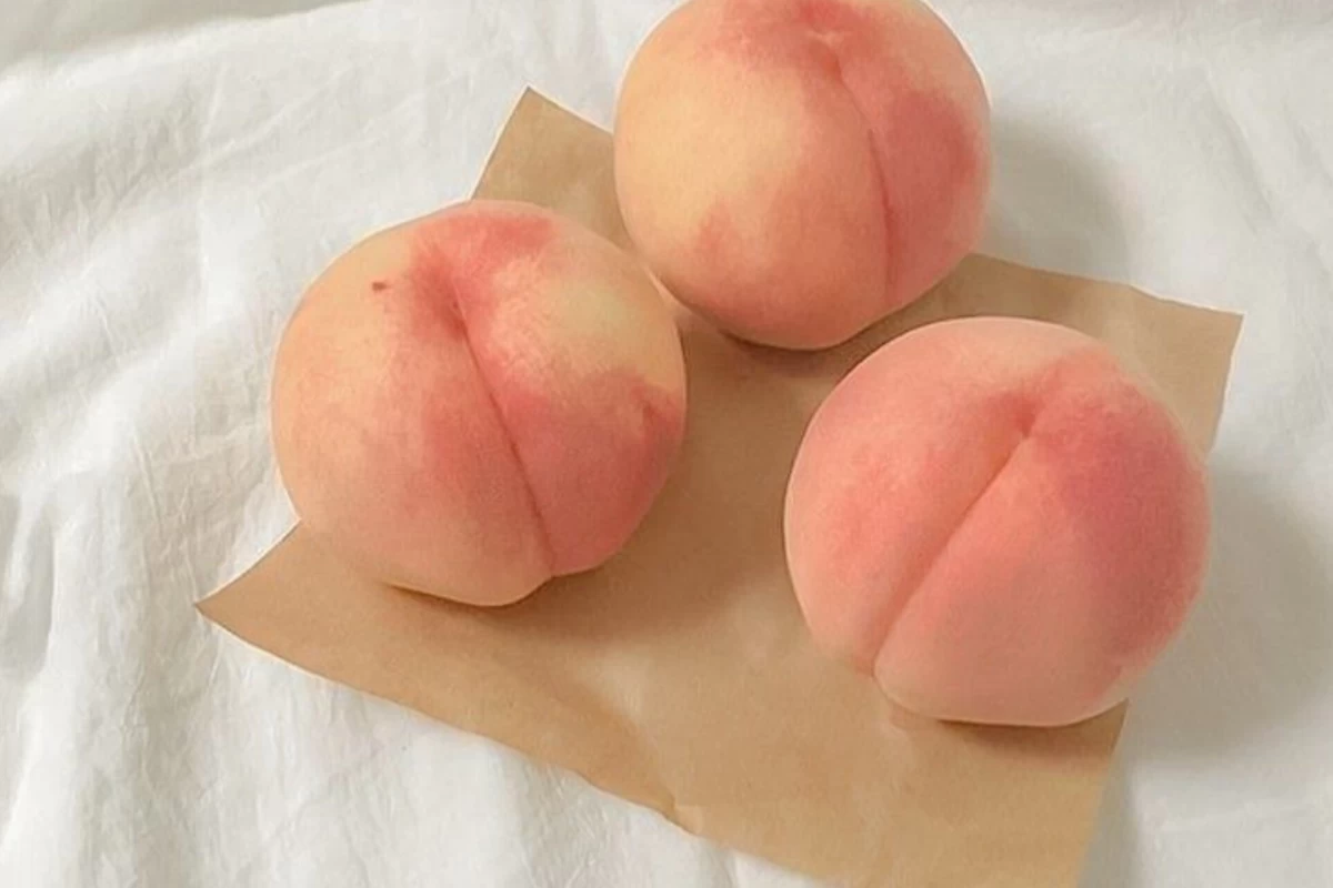 عکس بیوگرافی بی‌بی (خواننده‌بازیگر)