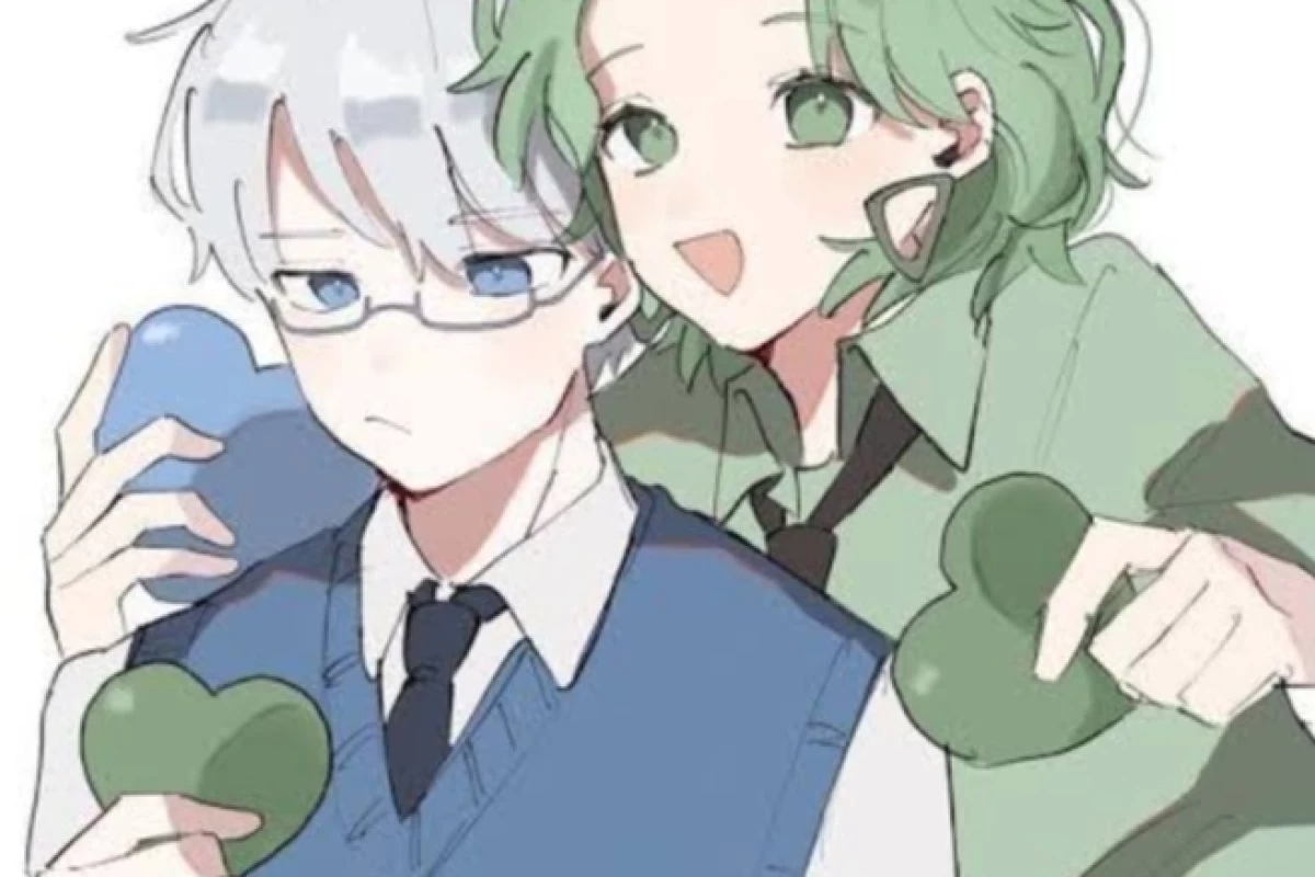 عکس قلب منظم و بال‌های رنگی