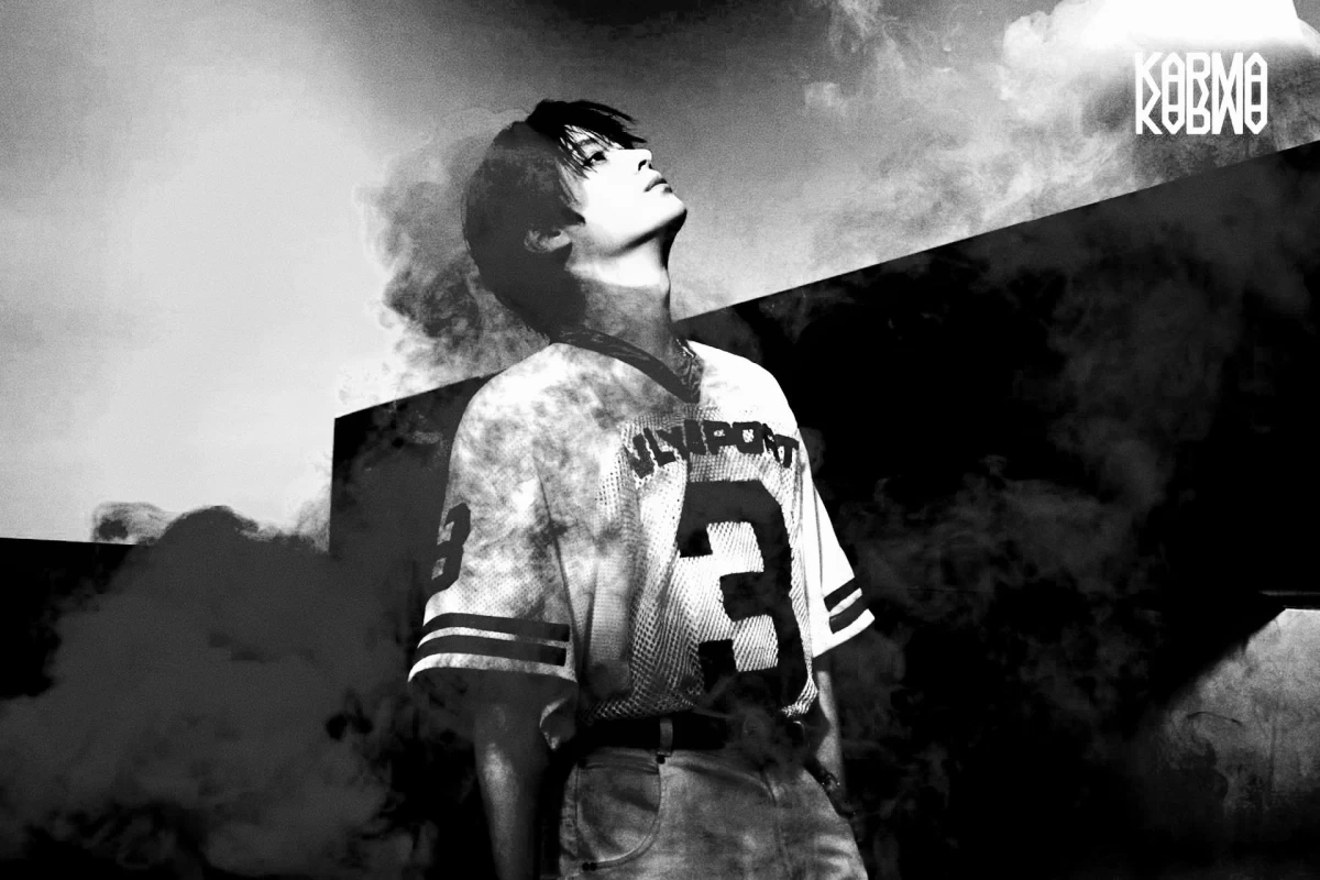 عکس گروه هایی از کیپاپ که تو یه روز دبیو کردن