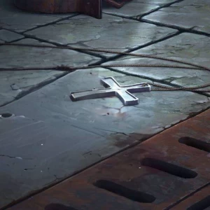 عکس °{رازی در اعماق تاریکی}° Prt 8