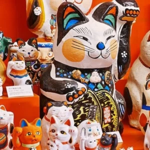 عکس عجیب و غریب ترین نماد های شانس در جهان