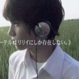 عکس پرنده آزاد.