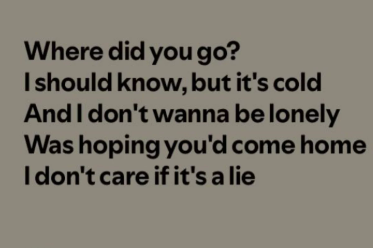 عکس 𝘞𝘩𝘰'𝘴 𝘉𝘰𝘳𝘢?!