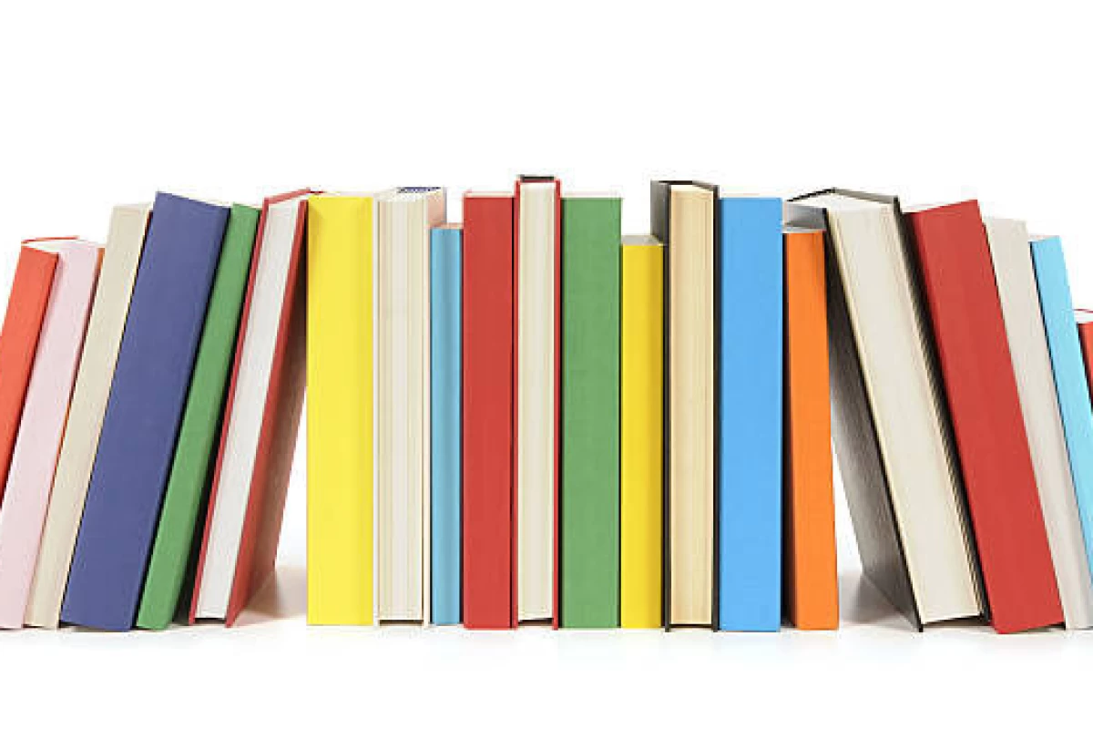 عکس چطور کتاب مناسب خودمان را انتخاب کنیم؟