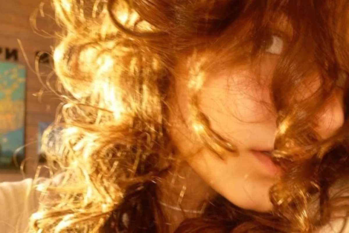 عکس فروغ خاموش ویرانسرا.