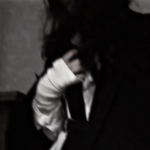 عکس خاکستر رویا ها