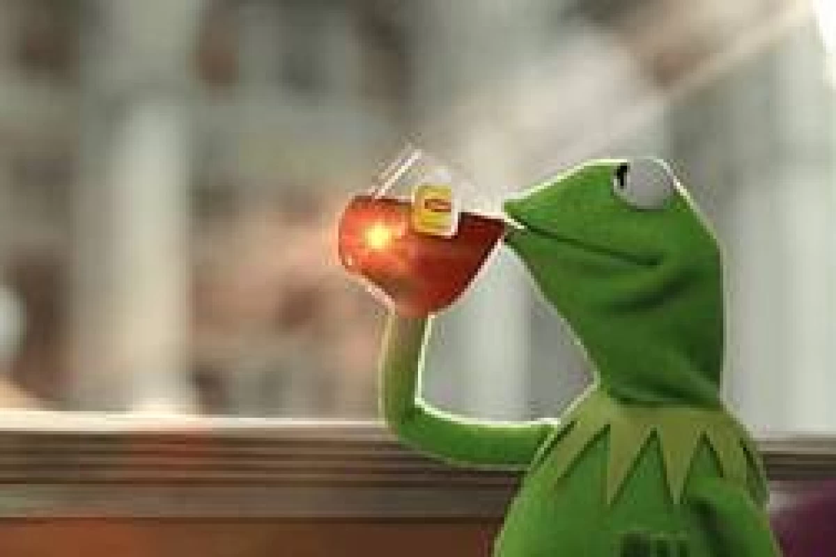 عکس ✯𝑾𝒉𝒐 𝒊𝒔 k𝒆𝒓𝒎𝒊𝒕✯