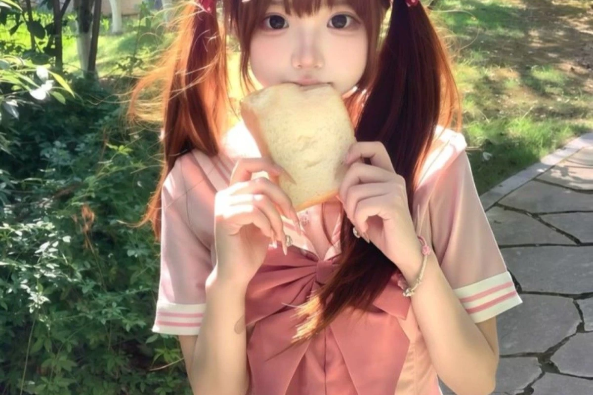 عکس باید جلوی خودم رو بگیرم گریه نکنم!