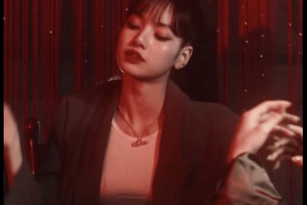 𝑾𝒉𝒐 𝒂𝒎 𝑰?