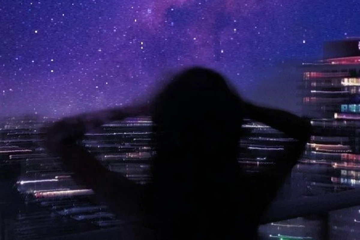 † my bio †