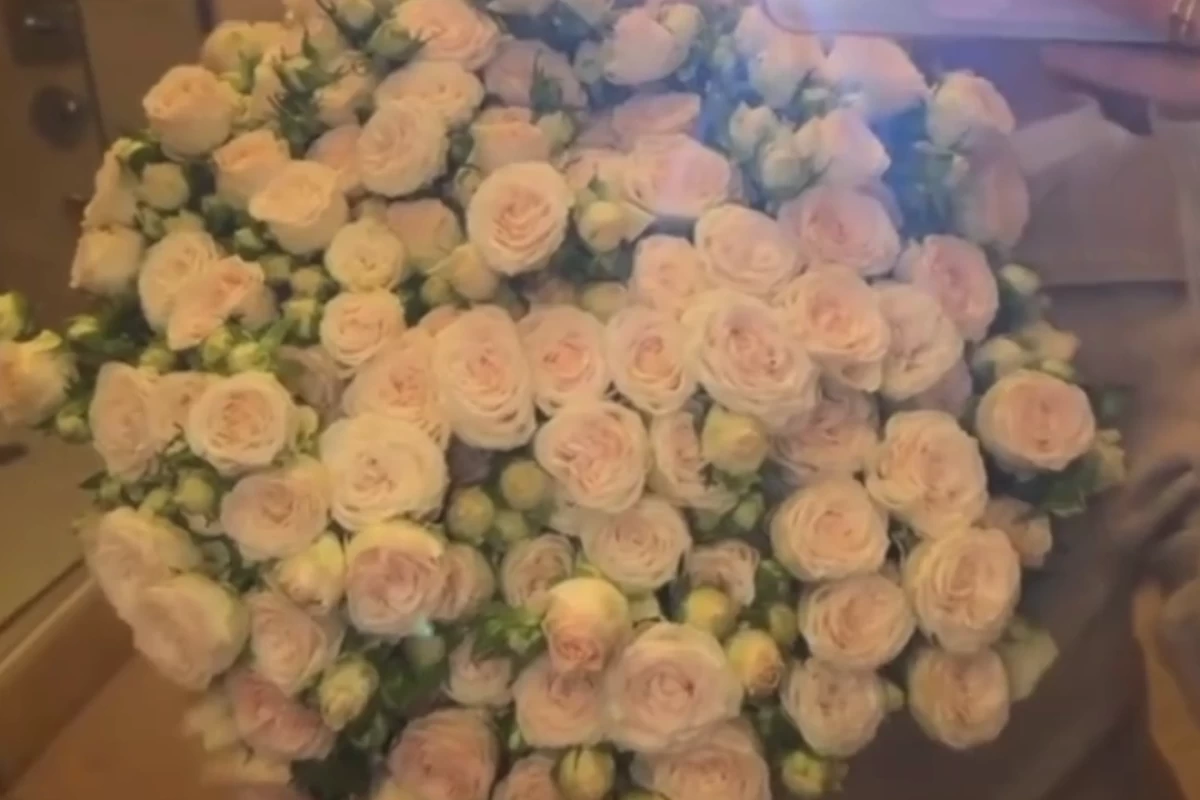 عکس گل برای گل!
