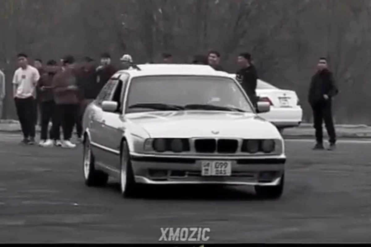 وقتی BMW با یک خودروی کوچک، همه را غافلگیر کرد...
