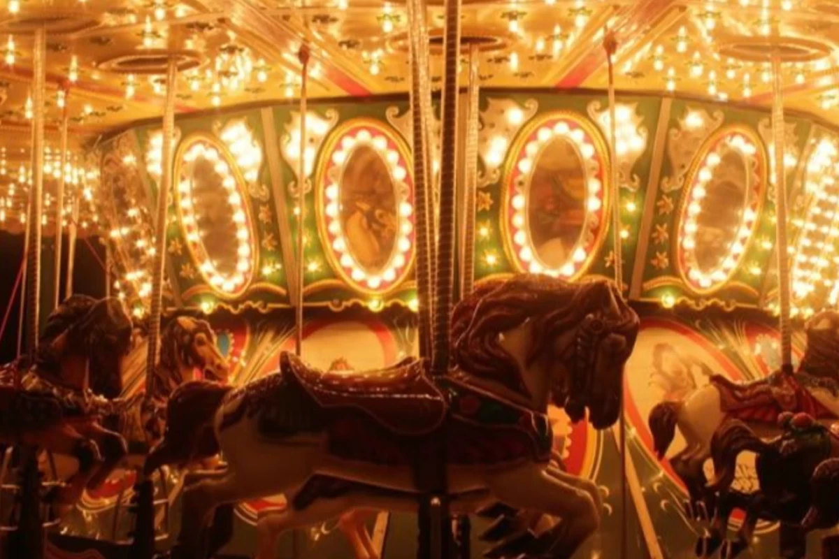 🎠::تحلیل آهنگ"Merry Go Round" از بنگتن