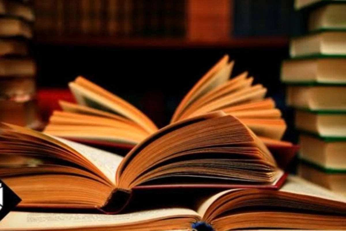 ۷ کتاب کوتاه که هر نوجوانی باید بخواند