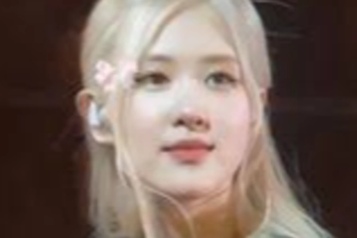 𝑾𝒉𝒐 𝒂𝒎 𝑰?